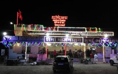 Restaurant on Udaipur–Nimbahera Highway – Why Sharma Bhojnalaya Is the Best Food Stop for Travelers